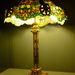 Asztali lámpa Tiffany-üveg ernyővel