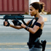 zoe-saldana-guns-1