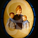 Üvegfestmény - Polgár asszony gyermekeivel 1885. körülrol - jogv