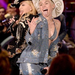 20140130-video-pictures-madonna-miley-cyrus-unplugged-duet-09