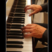 zongorázó kéz