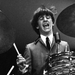 ringo-starr-toca-bateria-em-show-dos-beatles-em-1964-em-imagem-r