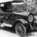 1909 egy egyhengerű 4 LE teljesítményű kisautó