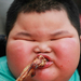 xiao-hao-chinese-4-year-old-fatty-boy-62kg-09-chicken-wing-560x7