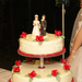 esküvői torta - piros - fehér -zöld, marcipán - fekete erdő - cs