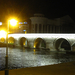 12 A szkopjei Öreg Híd éjjel