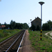 A megállóhely peronja Szombathely felé nézve.