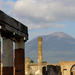 Pompeji romok Vezúv-háttérrel 2.