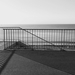 Lépcső-árnyékos minimál a Cote d'Azur-i tengerparton